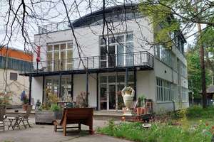 Property thumbnail 2