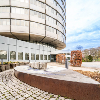 Attraktive Bürofläche im T-13 in Mülheim | viele Stellplätze | klimatisiert