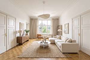Altbaucharme & Wintergarten - bezugsfreie 3-Zimmer Wohnung am Holländischen Viertel