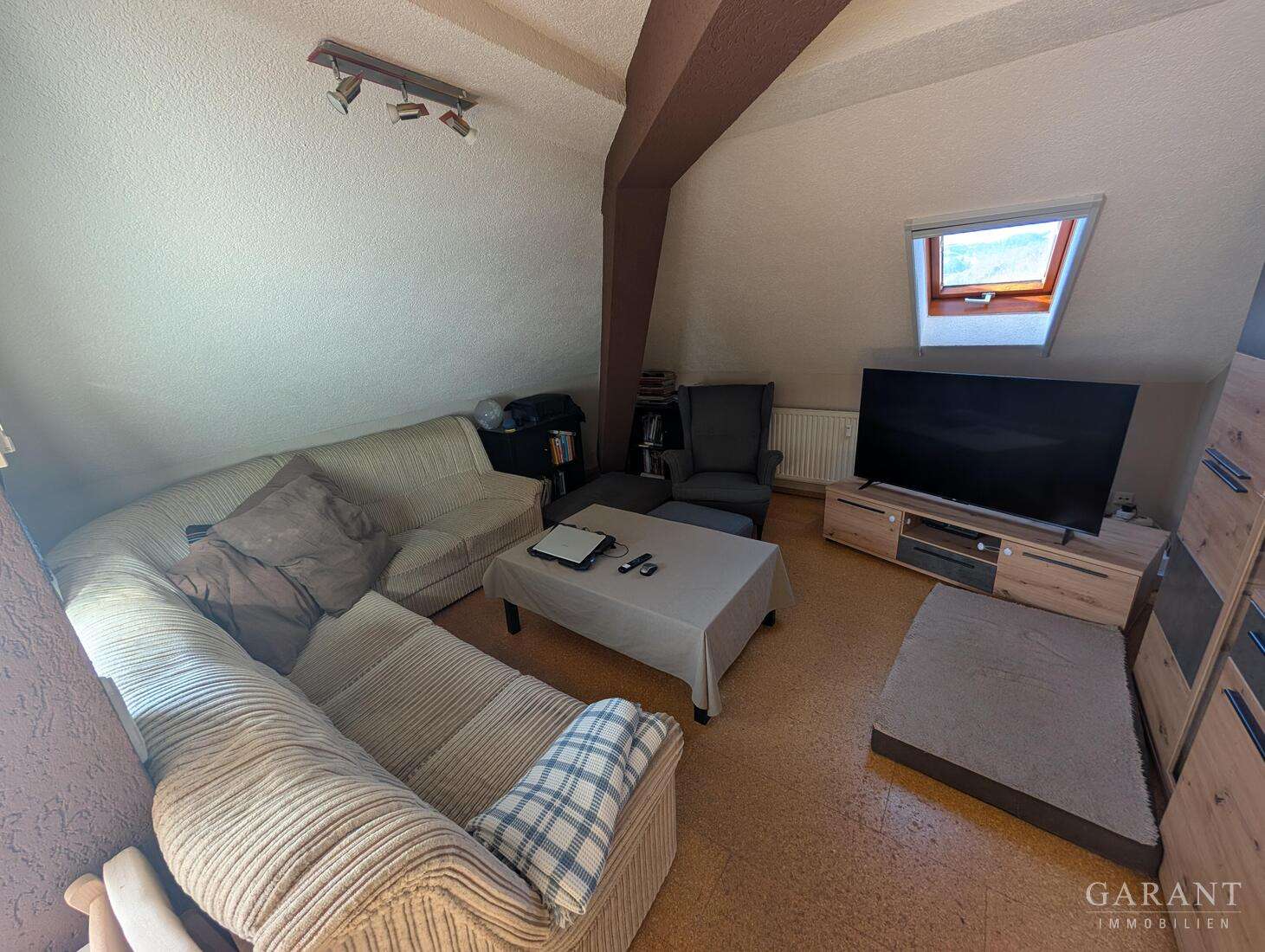 Immobilie in Todtnau - Günstige Gelegenheit - 3 Zimmer Wohnung im Herzen von Gschwend! - Bild 3