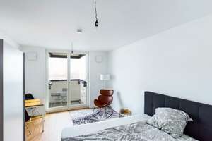 Möbliert 1 Zimmer Studio, Balkon 25 Min. von Alexaxnderplatz – Allee der Kosmonauten 25a, 10315 Lichtenberg (Ortsteil), Berlin – Vorschaubild 4