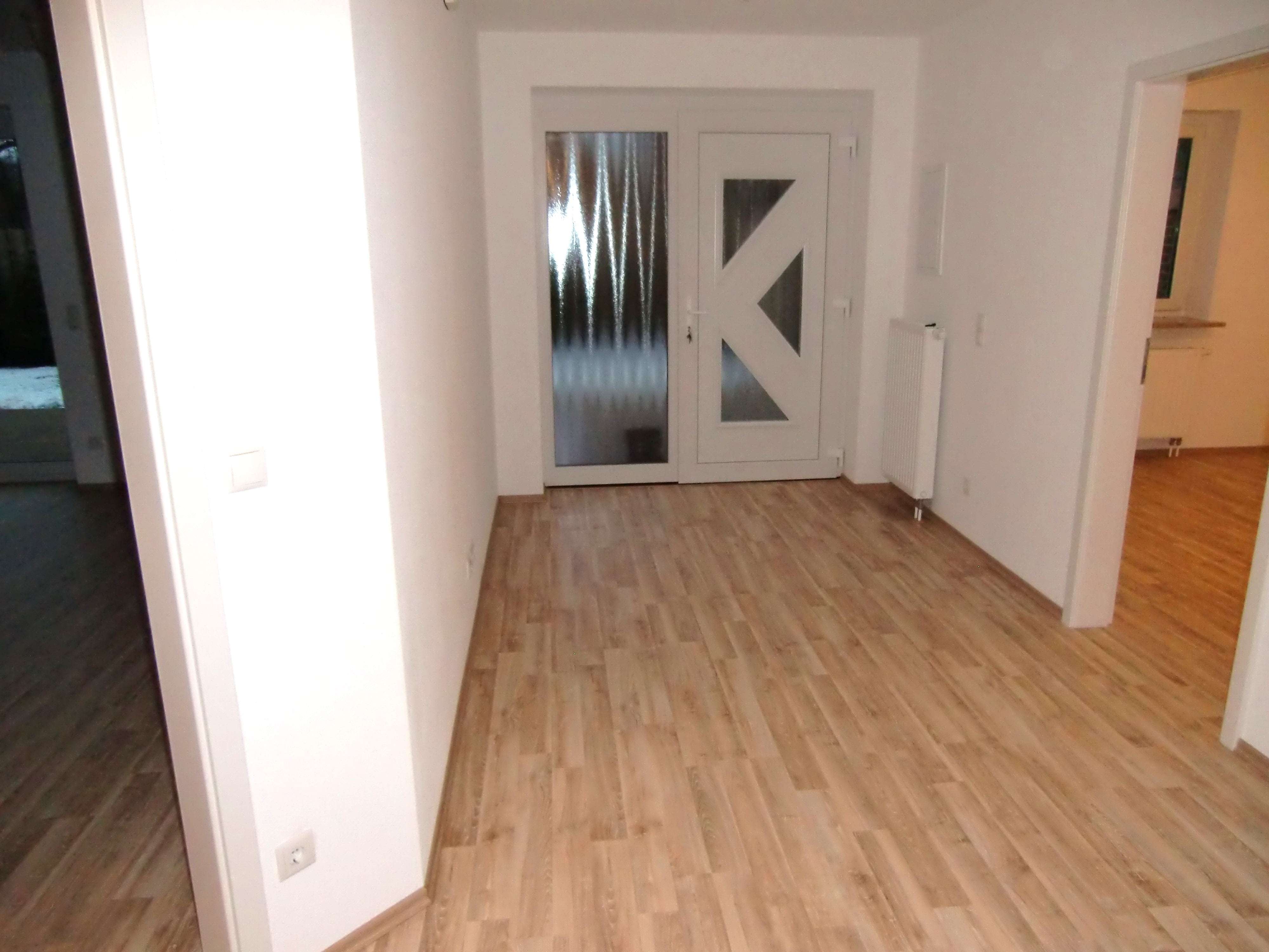 Immobilie in Büdelsdorf - Platz für 2 Generationen in zwei angrenzenden Einfamilienhäusern! - Bild 3