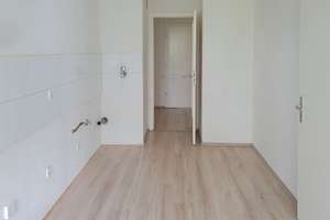Hereinspaziert: Gemütliche Wohnung in grüner Lage zu vermieten – Sternenberg 50, 42279 Oberbarmen, Wuppertal – Vorschaubild 7