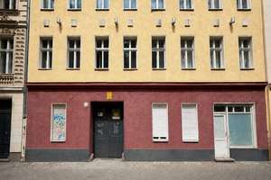 BEZUGSFREI: Renovierter 2-Zimmer-Altbauklassiker mit großzügiger Diele auf ca.74 m² im Leopoldkiez – Die vollständige Adresse der Immobilie erhältst du vom Anbieter., 13347 Wedding, Berlin – Vorschaubild 2
