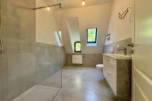 Außergewöhnliche und sanierte Dachgeschoss-Wohnung mit 4 Zimmern und Gäste-WC in Top-Lage! – Adelheidring 15, 39108 Stadtfeld Ost, Magdeburg – Vorschaubild 18