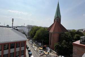 Blick über die City! Zwei Zimmer Wohnung sucht neuen Mieter! – Flämische Str. 3, 24103 Altstadt, Kiel – Vorschaubild 8