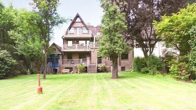 Solides Mehrfamilienhaus oder Mehrgenerationenhaus, 3 bis 5 Einheiten