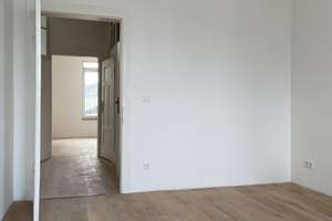 Exklusiv: Frisch kernsanierte 5-Zimmer-Wohnung mit Balkon & moderner Einbauküche – Giesebrechtstr. 3, 45144 Frohnhausen, Essen – Vorschaubild 22
