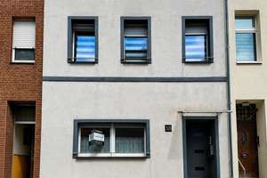CHARMANTES MEHRGENERATIONENHAUS MIT MODERNEM WOHNKOMFORT IN MG! – Die vollständige Adresse der Immobilie erhältst du vom Anbieter., 41068 Waldhausen, Mönchengladbach – Vorschaubild 4