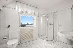 Property thumbnail 26