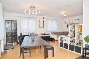 Junges modernes Haus in ruhiger Lage, große Garage, Carport, Garten, Bhf. Strecke  Stuttgart21 - Ulm – Alb-Donau-Kreis – Vorschaubild 5