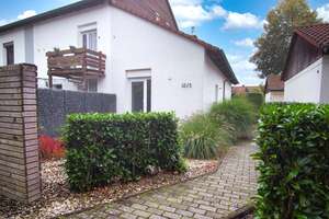 KLEINES IDYLL: Reiheneckhaus mit Garten und Carport in Ulm-Gögglingen im Bietverfahren zu verkaufen! – Die vollständige Adresse der Immobilie erhältst du vom Anbieter., 89079 Gögglingen, Ulm – Vorschaubild 2