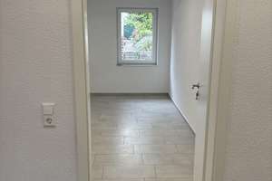 Kernsaniert & Bezugsfertig: Helle 3-Zimmer-Wohnung provisionsfrei abzugeben – Senefelder Straße 4, 75173 Südweststadt, Pforzheim – Vorschaubild 3