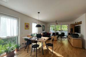 Wiesbaden: Neuwertige Vierzimmerwohnung mit Balkon, EBK und Tiefgarage im Rheingauviertel – Die vollständige Adresse der Immobilie erhältst du vom Anbieter., 65197 Rheingauviertel / Hollerborn, Wiesbaden – Vorschaubild 2