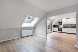 Dachgeschoss, 2 Zimmer, offene Wohnküche in Hummelsbüttel – Timmkoppel 2, 22339 Hummelsbüttel, Hamburg – Vorschaubild 7