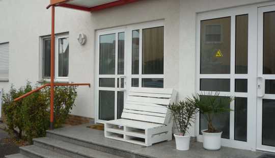 Bild von Weiterstadt-Gräfenhausen ** Gepflegtes modernes 3-Familienhaus mit großem Garten **