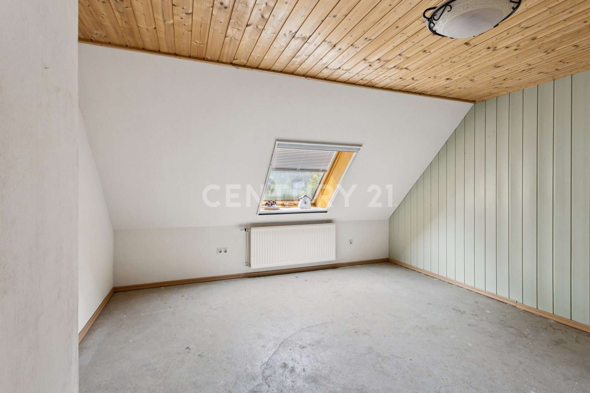 Immobilie in Bassum - ** Zweifamilienhaus mit Vollkeller ** - XL Haus bietet Platz für jeden - Bild 3