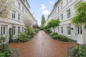 Winterhude: Altbaucharme in begehrter Hinterhoflage am Mühlenkamp