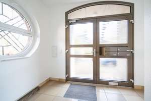 OB-Zentrum: Modernisiertes Mehrfamilienhaus mit ca. 384 m² Wfl, großem Grundstück, Garage & mehr – Die vollständige Adresse der Immobilie erhältst du vom Anbieter., 46045 Altstadt-Mitte, Oberhausen – Vorschaubild 3