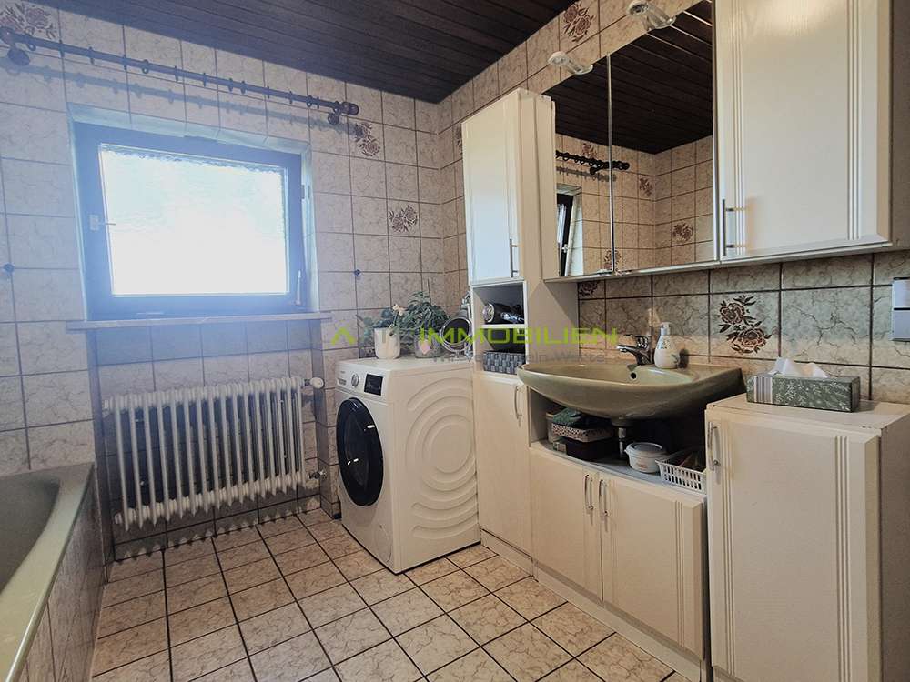 Immobilie in Argenbühl - Seltene Gelegenheit: Bauernhof in Alleinlage mit großem Grundstück im Allgäu zu verkaufen - Bild 1