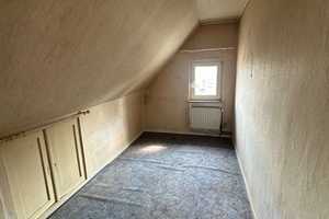 Renovierungsbedürftiges Haus mit 5 Zimmern, Keller und Garage – Minden-Lübbecke (Kreis) – Vorschaubild 13