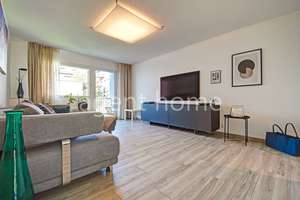 MÖBLIERT - CITY LIVE - Stilvoll wohnen mit Balkon und Tiefgarage – Die vollständige Adresse der Immobilie erhältst du vom Anbieter., 70174 Neue Vorstadt, Stuttgart – Vorschaubild 3