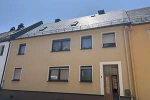Großes Wohnhaus  - günstiger Preis - zugreifen! – Die vollständige Adresse der Immobilie erhältst du vom Anbieter., 95152 Selbitz – Vorschaubild 3