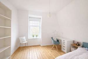 175 m² Altbaujuwel: sofort einziehen, Balkon, Traum-Wohnküche, zzgl. ca. 60 m² ausgebautes DG – Die vollständige Adresse der Immobilie erhältst du vom Anbieter., 30419 Herrenhausen, Hannover – Vorschaubild 9