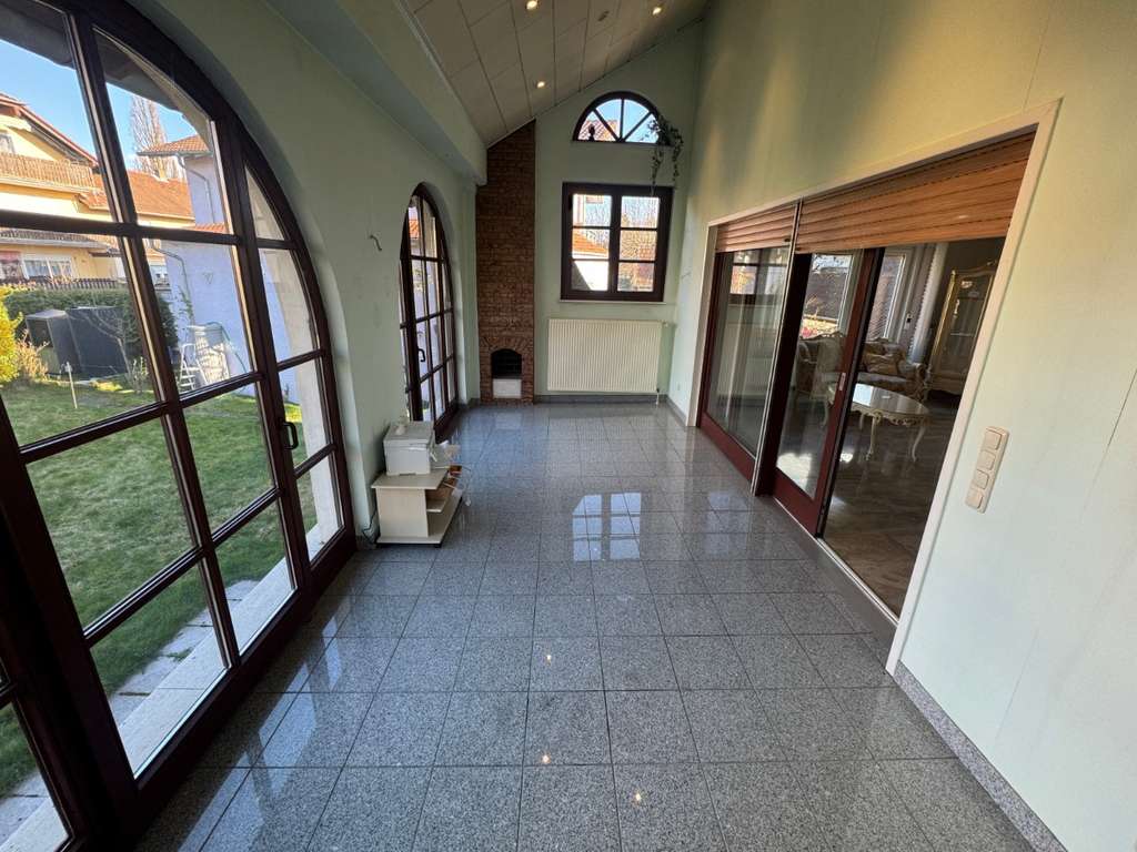 Immobilie in Hasselroth - TOP! 2 Häuser mit schönem Garten in Hasselroth-Niedermittlau! - Bild 4