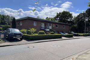 Wunderschöne Villa mit zwei Einliegerwohnungen mit viel Platz – Die vollständige Adresse der Immobilie erhältst du vom Anbieter., 24537 Gartenstadt, Neumünster – Vorschaubild 3