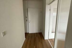 Erstbezug nach Sanierung  helle 2-Zimmer-Wohnung mit toller Aufteilung und Weitblick – Wevelinghover Straße 4, 40547 Lörick, Düsseldorf – Vorschaubild 9