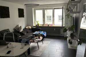 Untermiete: Helle 2-Zimmer Wohnung am Rathausplatz – Die vollständige Adresse der Immobilie erhältst du vom Anbieter., 86150 Innenstadt. St. Ulrich-Dom, Augsburg – Vorschaubild 2