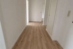 Renovierte 3-Zimmer Wohnung mit Loggia nähe FH Aachen