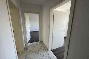 3-Zimmer-Wohnung zum wohlfühlen - Sei dabei! – Karl-Dowidat-Straße 17, 42899 Stursberg, Remscheid – Vorschaubild 5