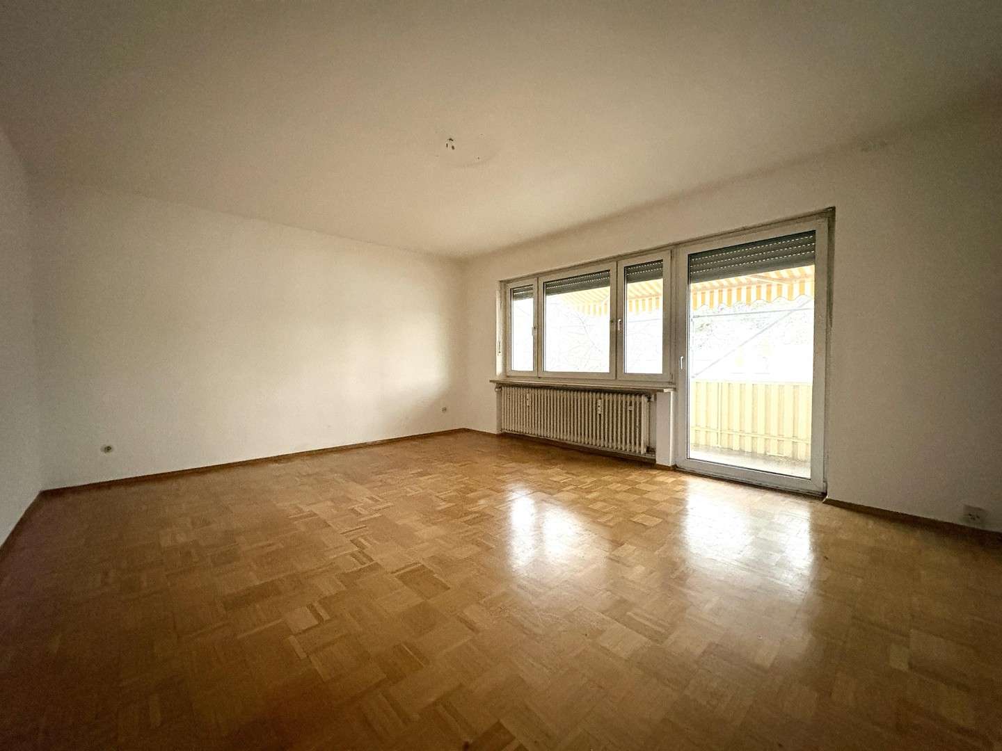 Helle 3-Zimmer-Wohnung mit viel Potenzial in Ingolstadt, Ingolstadt – Bild 1