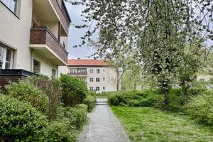 FREI! 2-Zimmer-Whg. + abgezogenen Dielen in Zehlendorf + Balkon + Bj. ca.1930 + hell & ruhig im 1.OG – Die vollständige Adresse der Immobilie erhältst du vom Anbieter., 14169 Zehlendorf, Berlin – Vorschaubild 12
