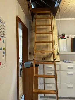 Leiter zum Bühnenraum