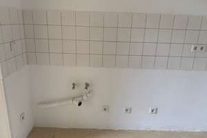 Gemütliche 1 Zimmer Wohnung mit separater großer Küche und Balkon im EG – Helenenhof 2, 90419 Sandberg, Nürnberg – Vorschaubild 4