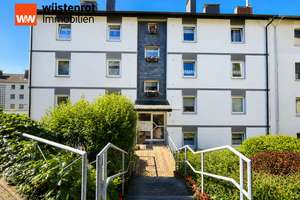Sonniger Balkon, viel Platz und gute Aussichten – 3-Zimmer-ETW in ruhiger Lage von Iserlohn – Die vollständige Adresse der Immobilie erhältst du vom Anbieter., 58636 Iserlohn-Mitte, Iserlohn – Vorschaubild 2
