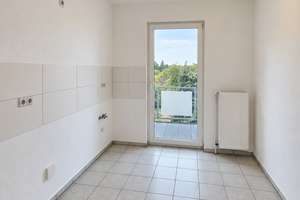 Einziehen und Wohlfühlen: 3-Zimmer-Wohnung mit Balkon und EBK als Option & Stellplatzmöglichkeit! – 39112 Salbke, Magdeburg – Vorschaubild 2