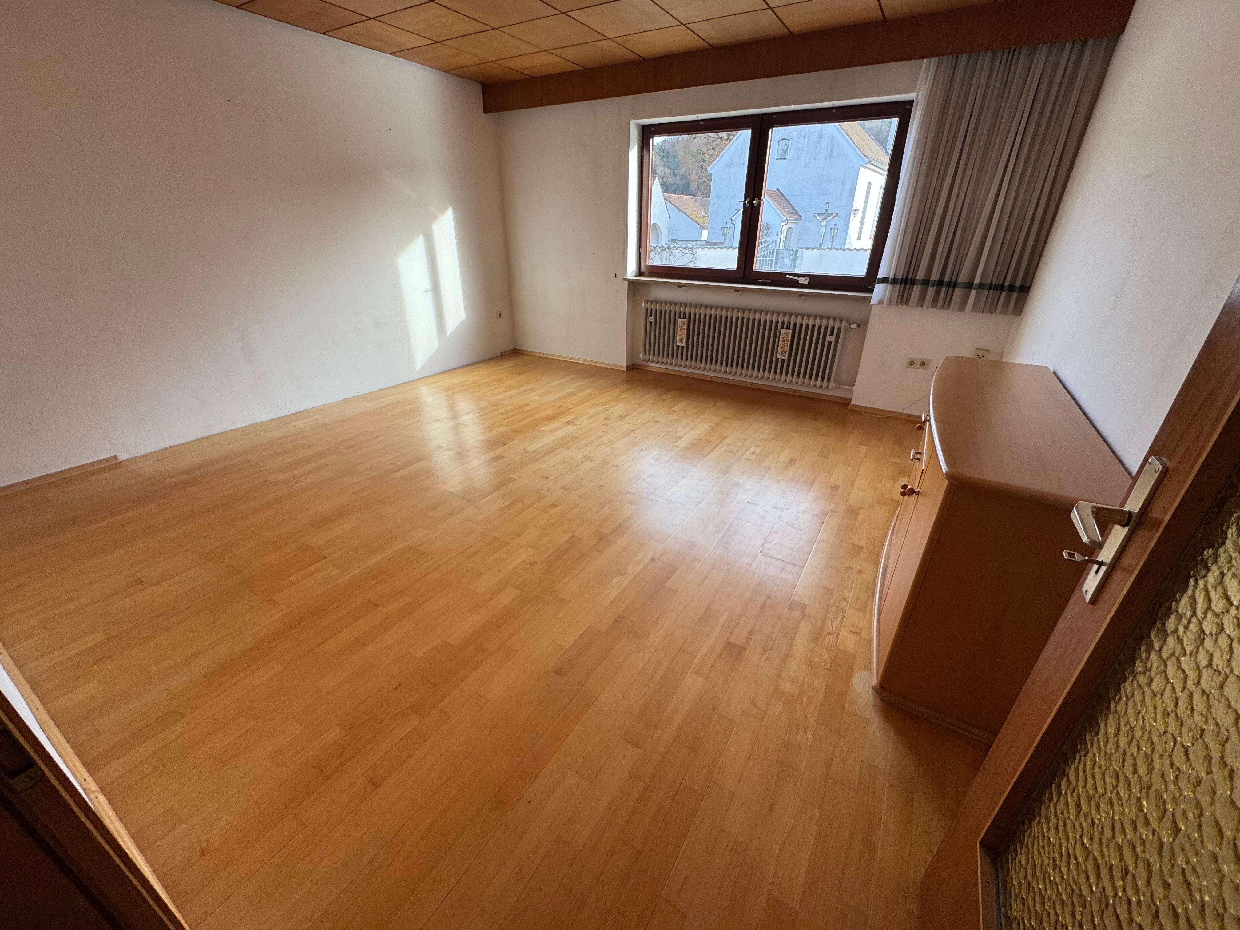 Immobilie in Gerolsbach - Hofstelle mit zwei Wohnhäusern und Scheune in Gerolsbach OT Junkenhofen zu verkaufen! - Bild 1