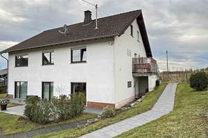 EFH (Bj.1981) mit ELW (Bj.2022) in ruhiger Ortsrandlage von Morsbach-Seifen – Die vollständige Adresse der Immobilie erhältst du vom Anbieter., 51597 Morsbach – Vorschaubild 2