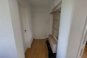 Gehobene 3,5-Zimmer-Wohnung in Stuttgart-Stammheim – teilmöbliert mit Balkon & Einbauküche – Ottmarsheimer Straße 24, 70439 Stammheim-Mitte, Stuttgart – Vorschaubild 6