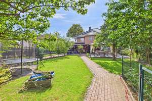 Delmenhorst - Stickgras/Annenriede • Exklusive Stadtvilla mit 5 Zimmern, Sauna & traumhaftem Garten – Die vollständige Adresse der Immobilie erhältst du vom Anbieter., 27751 Stickgras/Annenriede, Delmenhorst – Vorschaubild 3