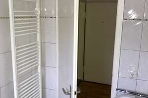Sonnige 3-Zimmer-Wohnung mit Balkon in Regensburg West – Die vollständige Adresse der Immobilie erhältst du vom Anbieter., 93049 Westenviertel, Regensburg – Vorschaubild 5
