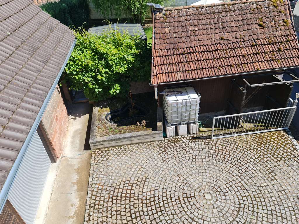 Immobilie in Friesenheim - Einfamilienhaus mit großem Ökonomiegebäude & Wohlfühlgarten in Heiligenzell OHNE MAKLER - Bild 1