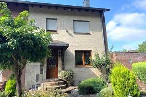 Familienglück in beliebter Wohnlage – Gepflegtes Reihenendhaus mit Garten und Garage in Schwalmtal