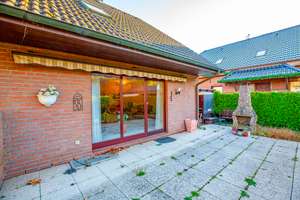 "Neu " Doppelhaushälfte mit Carport und Keller in Sackgassenlage in 22946 Trittau – Die vollständige Adresse der Immobilie erhältst du vom Anbieter., 22946 Trittau – Vorschaubild 3