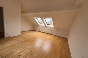 Helle Dachgeschosswohnung - ohne Aufzug! – Brigittenstraße 25, 12249 Lankwitz, Berlin – Vorschaubild 9