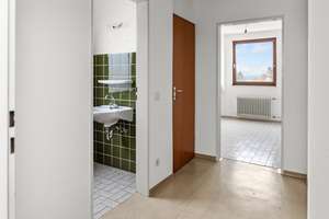 Einfamilienhaus mit Pool, Terrasse & Balkonen, inklusive 2 Garagen – optional als Zweifamilienhaus – Die vollständige Adresse der Immobilie erhältst du vom Anbieter., 46242 Fuhlenbrock, Bottrop – Vorschaubild 33